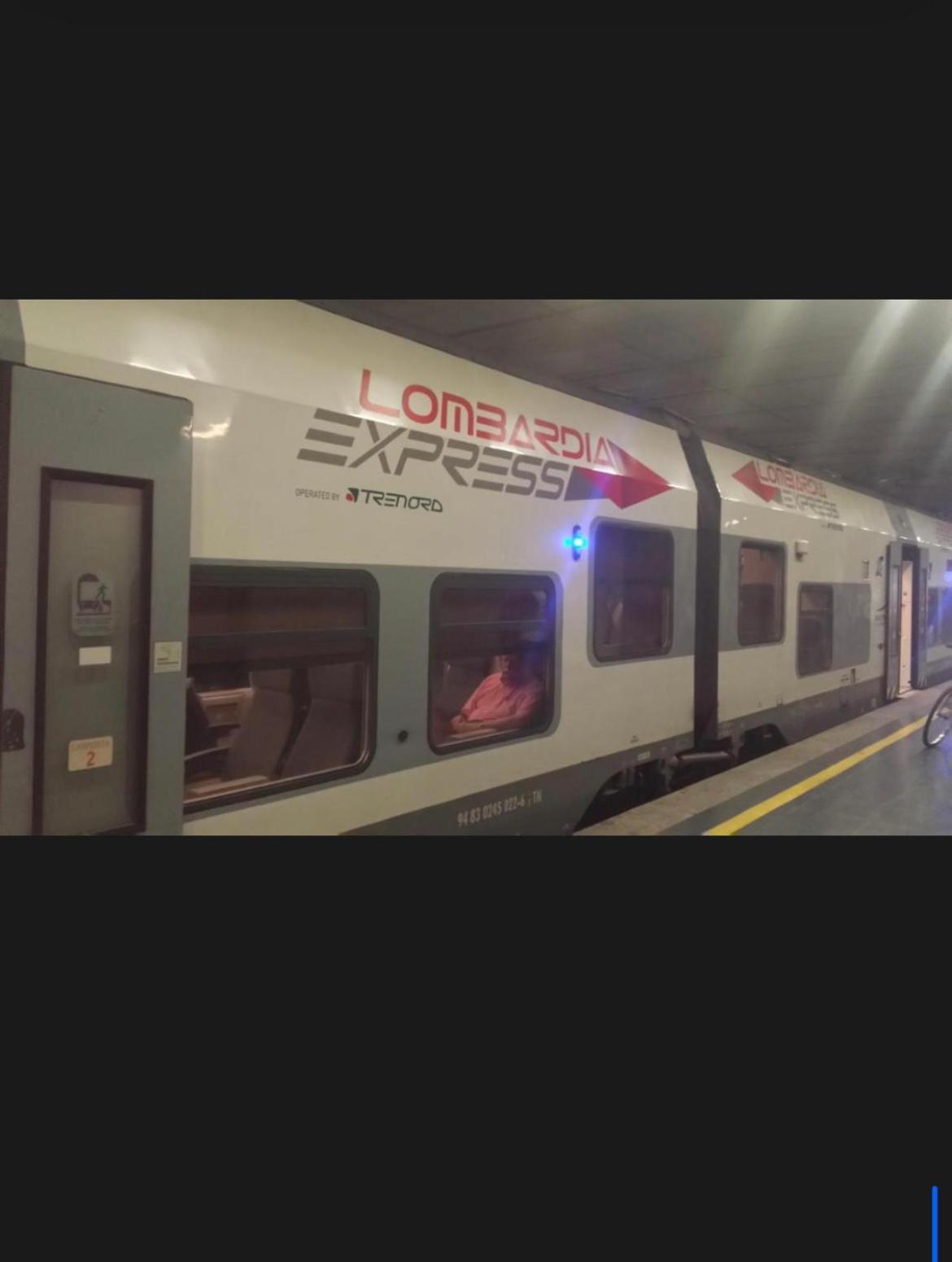 Room Malpensa - Servizio Taxi Mxp Da 20 Euro Lonate Pozzolo Eksteriør billede